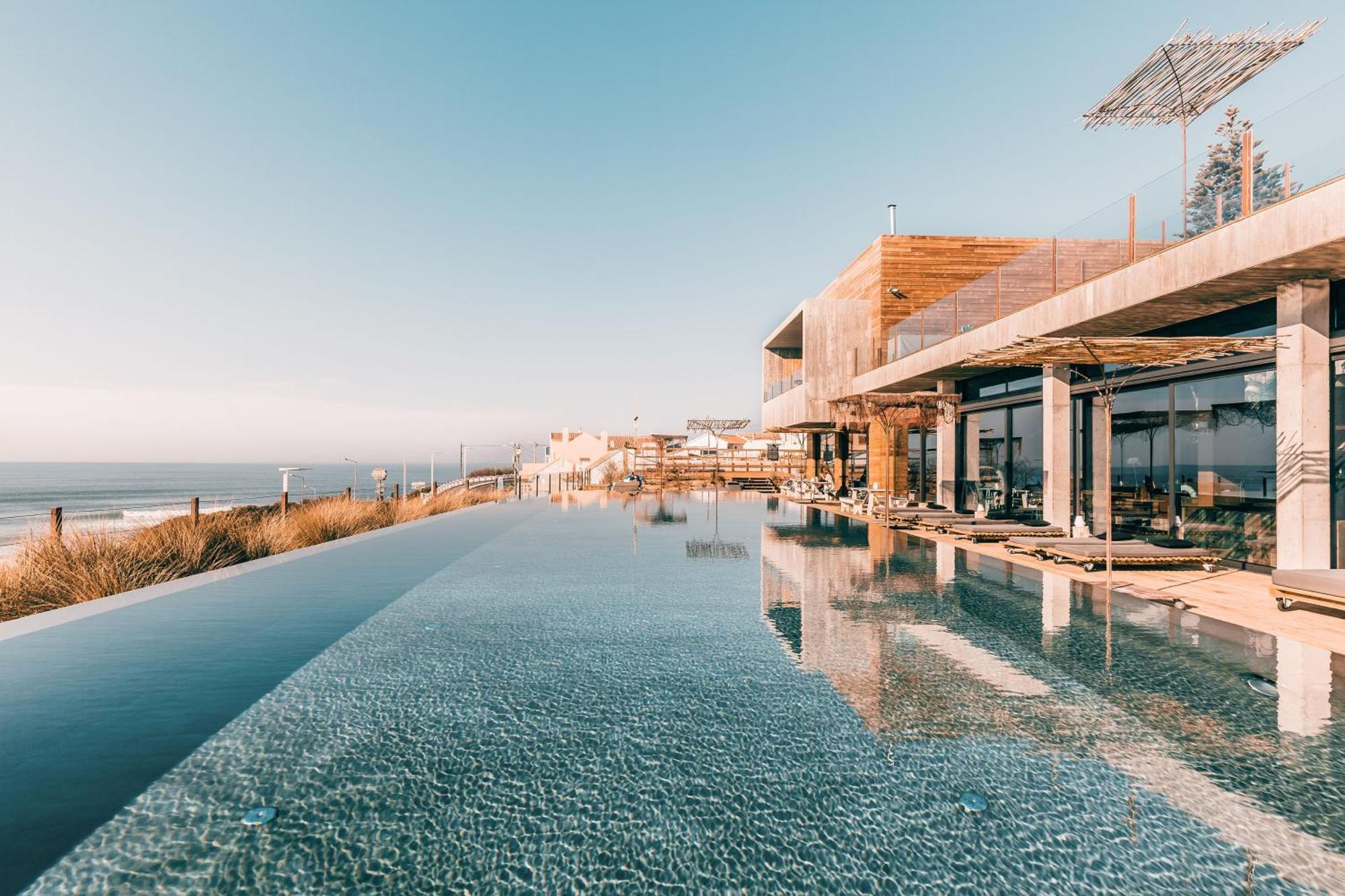 Noah Surf House Portugal Hotel Санта Круз Екстериор снимка