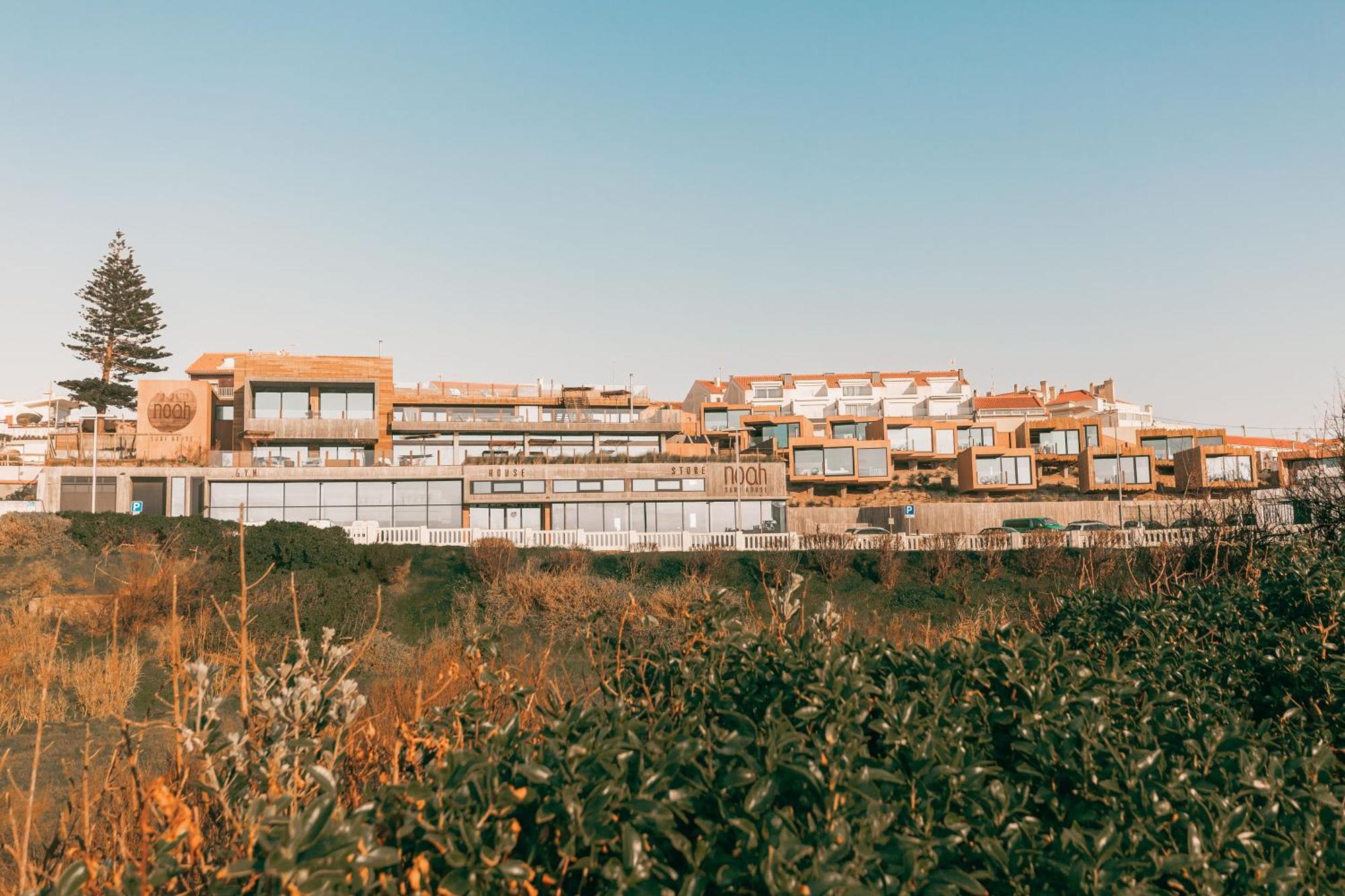 Noah Surf House Portugal Hotel Санта Круз Екстериор снимка