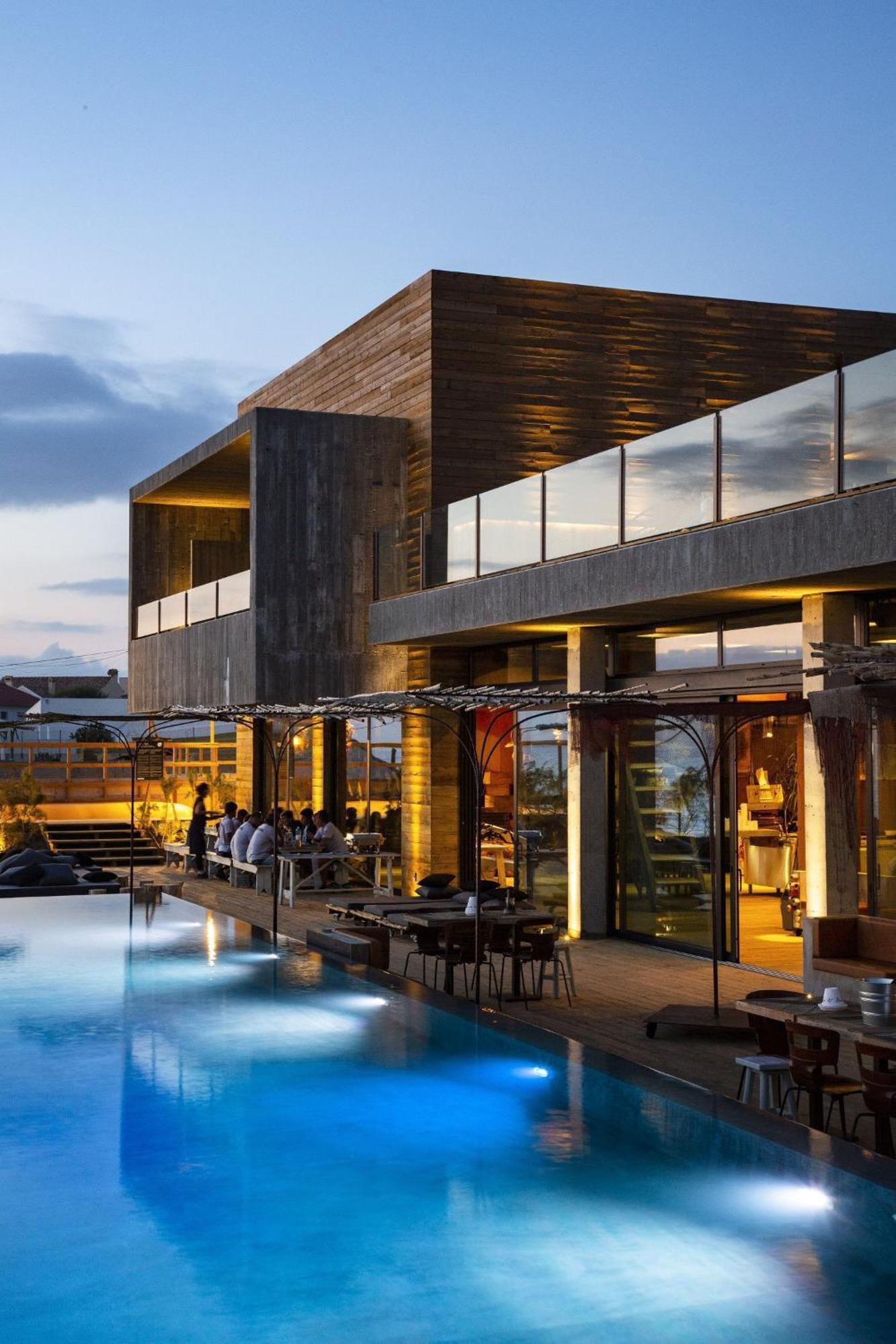 Noah Surf House Portugal Hotel Санта Круз Екстериор снимка