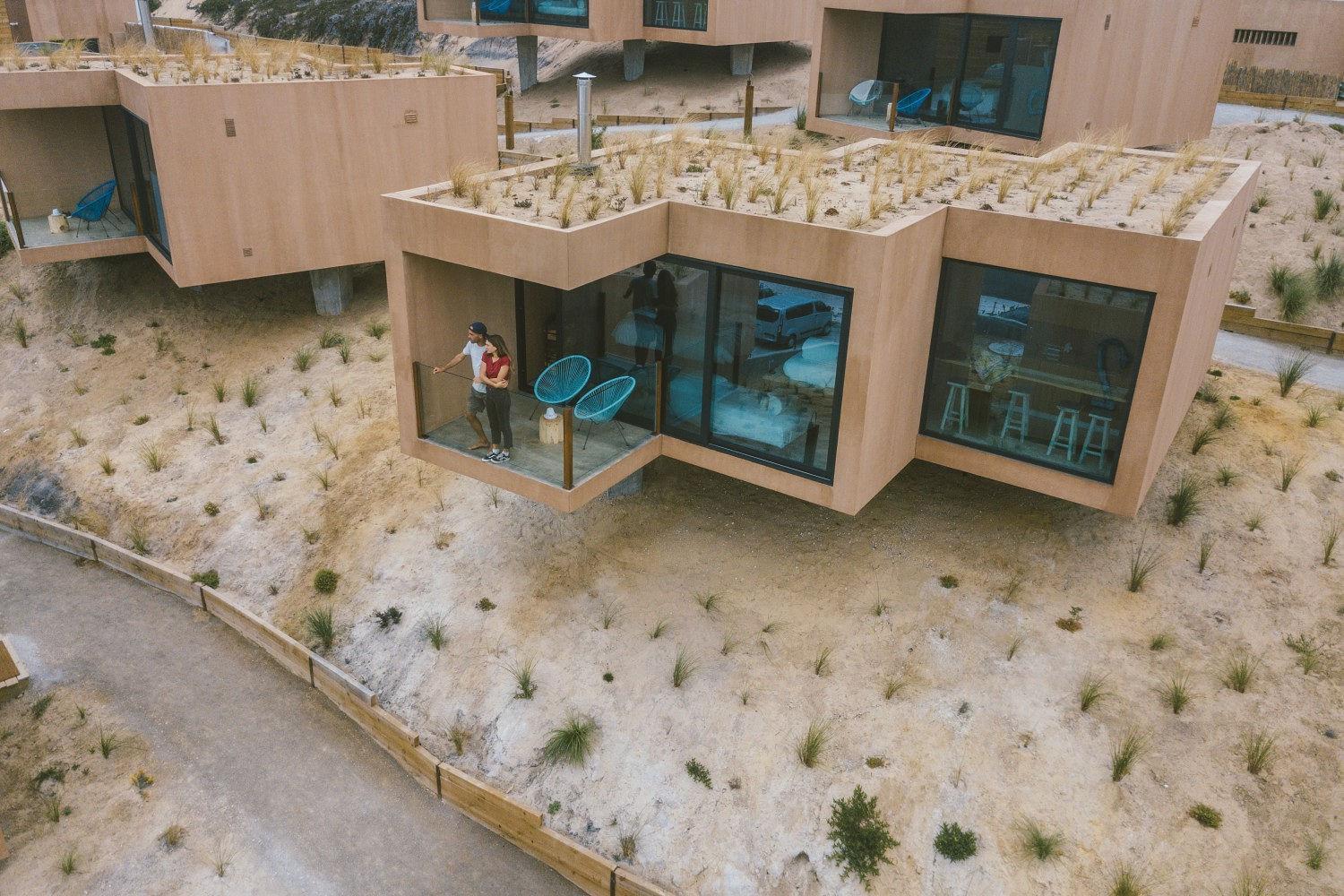 Noah Surf House Portugal Hotel Санта Круз Стая снимка
